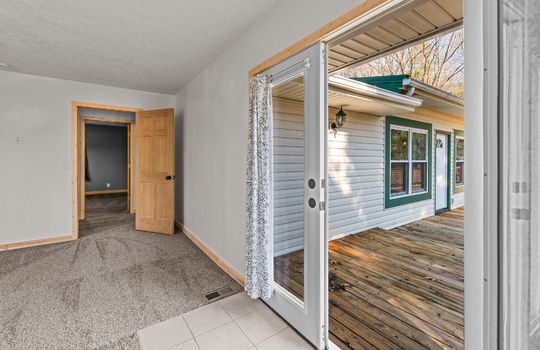 116 Thomas Lane_updt-13