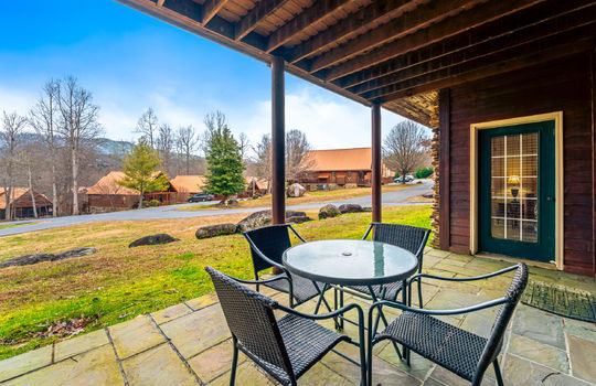 206 forrest loop way_15-28