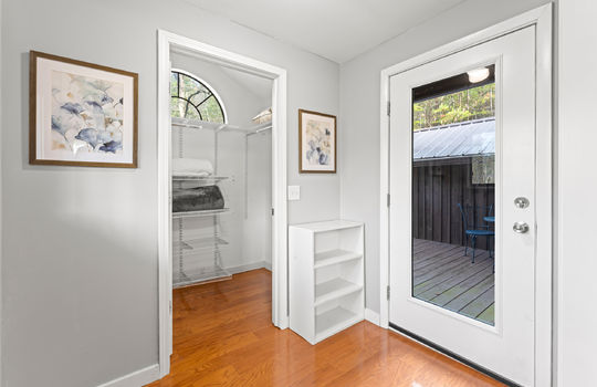 3461 lost branch rd-25