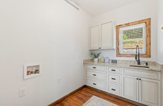 38-39-647 Kristis Pl-22