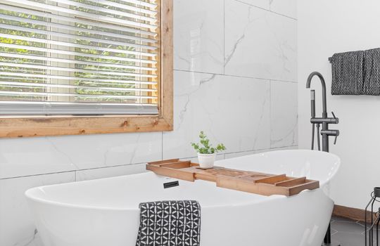 43-44-647 Kristis Pl-27