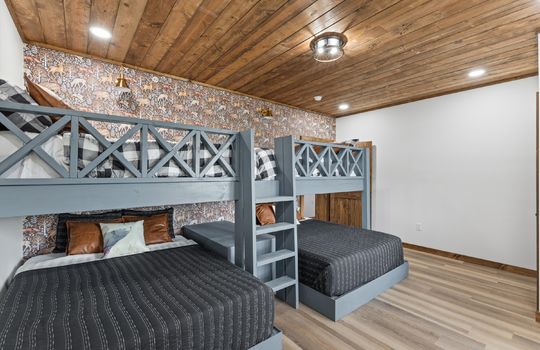 50-51-647 Kristis Pl-34