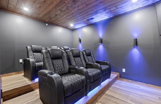 51-52-647 Kristis Pl-35