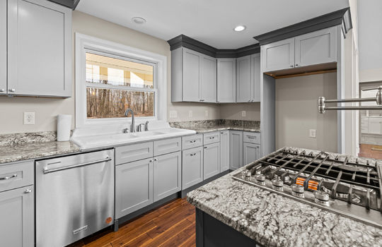 124 laura lane 26-13