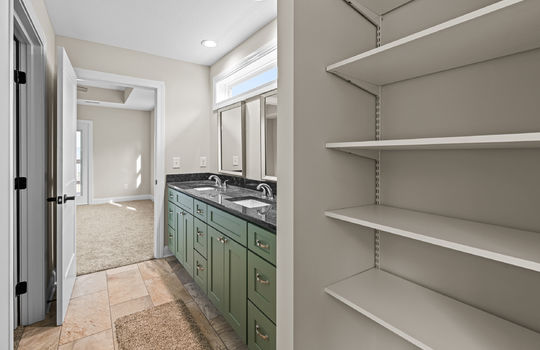 124 laura lane 26-20