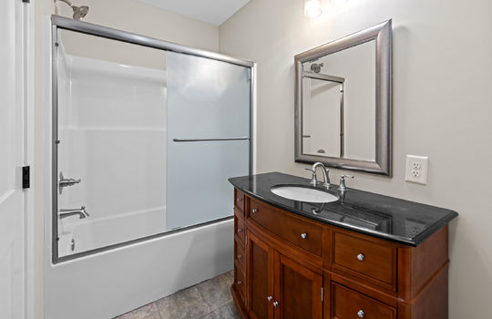 124 laura lane 26-46