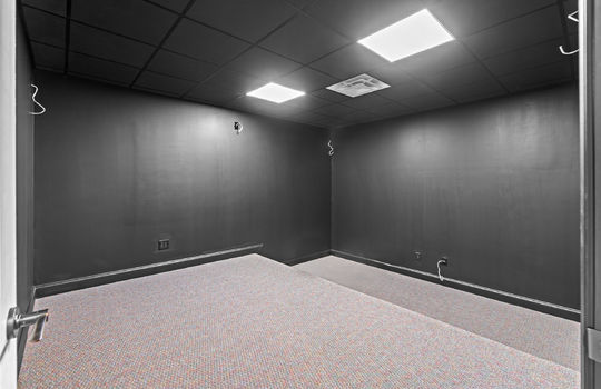 124 laura lane 26-51