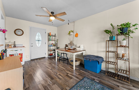 307 mcmaster place-12