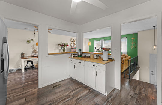 307 mcmaster place-16