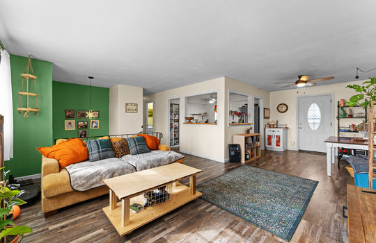 307 mcmaster place-8