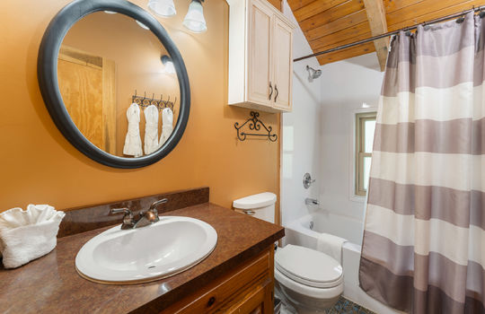 409 matterhorn dr-35