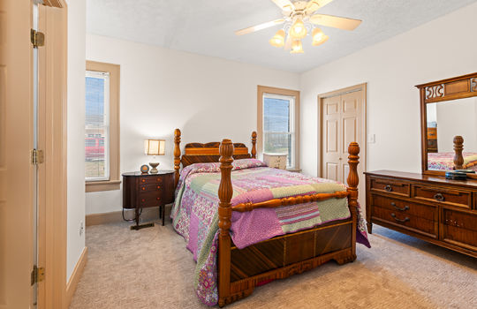 5012 strawberry plains pike-26