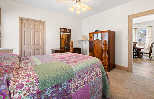 5012 strawberry plains pike-27