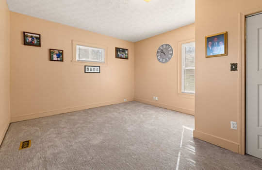 5012 strawberry plains pike-34