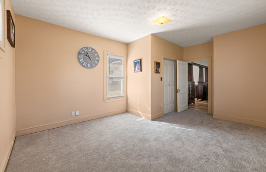 5012 strawberry plains pike-35