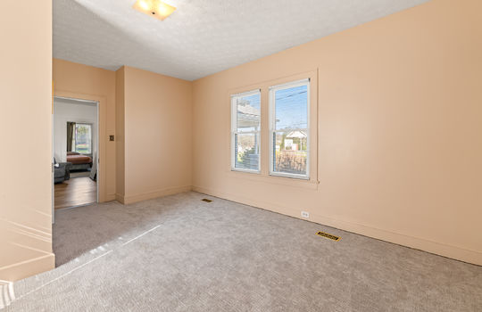 5012 strawberry plains pike-36