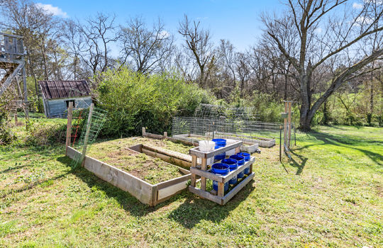 5012 strawberry plains pike-57