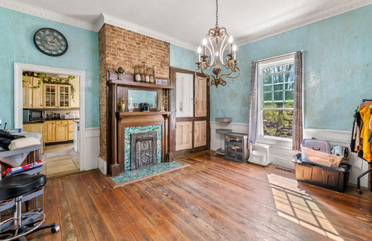 526 old middlesboro hwy-12