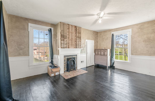 526 old middlesboro hwy-24