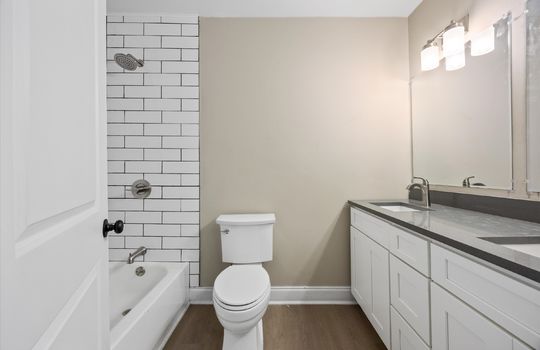 13-329 E Morelia Ave -07