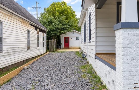 25-329 E Morelia Ave -04