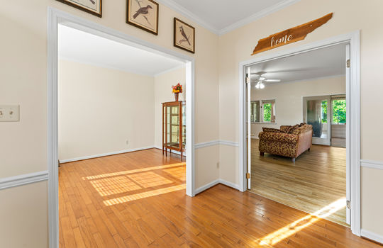 3201 roanoke cir-14