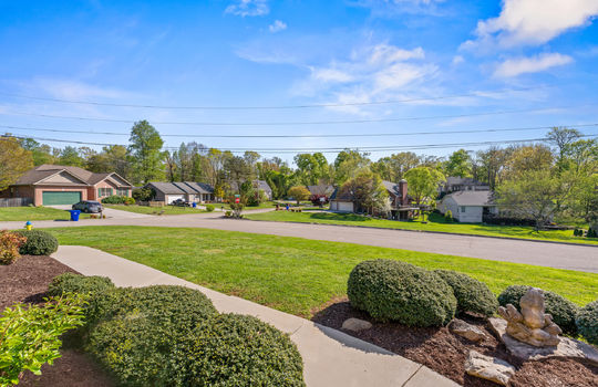 3201 roanoke cir-4