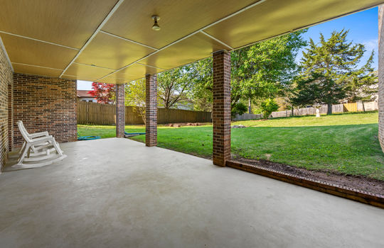 3201 roanoke cir-41