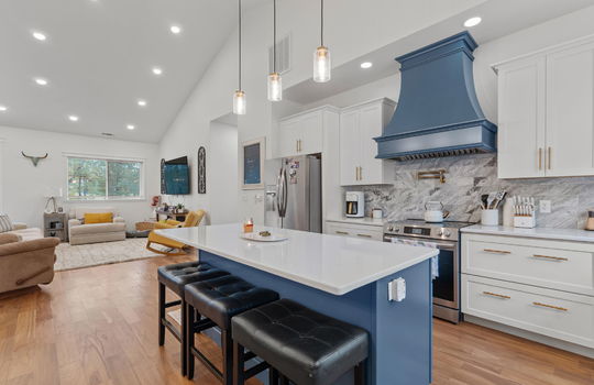 30-web-or-mls-Half Moon Shores-Rebecca Chamberlin-21
