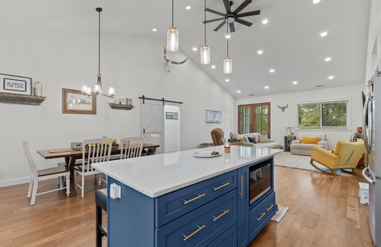33-web-or-mls-Half Moon Shores-Rebecca Chamberlin-24