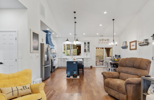 36-web-or-mls-Half Moon Shores-Rebecca Chamberlin-27