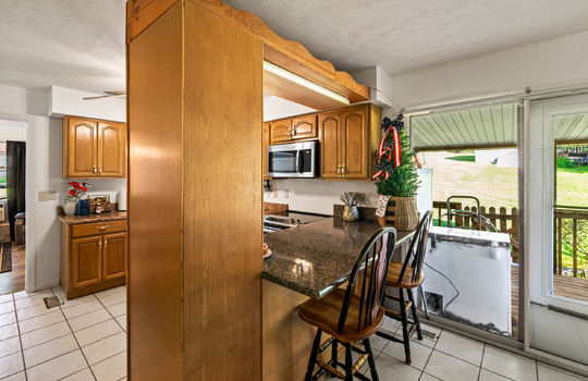 310 hollifield drive-12