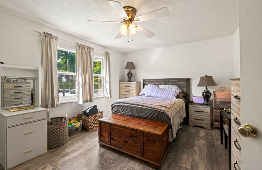 310 hollifield drive-13