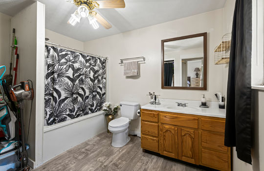 310 hollifield drive-16