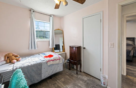 310 hollifield drive-26