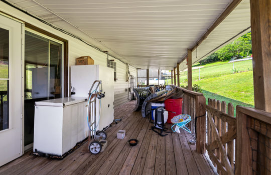 310 hollifield drive-29