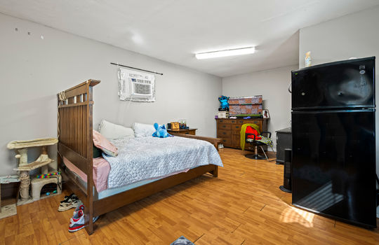 310 hollifield drive-33