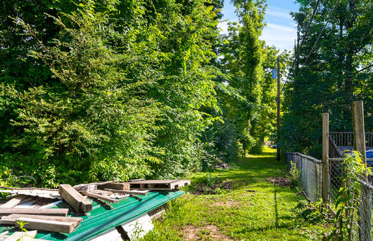 310 hollifield drive-42
