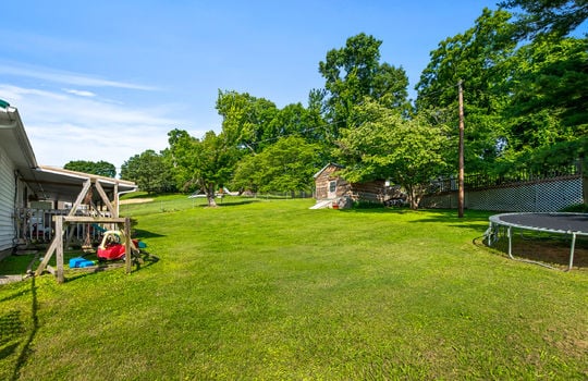 310 hollifield drive-43