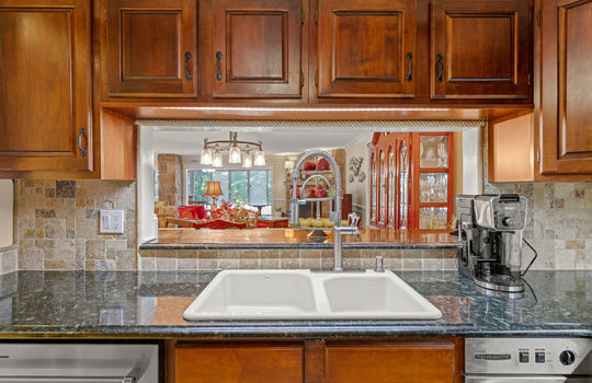 1704 hidden hills 108-07