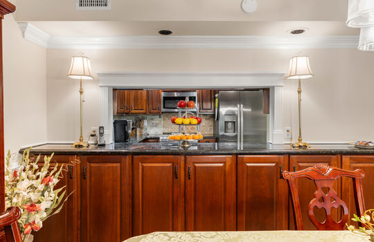 1704 hidden hills 108-09
