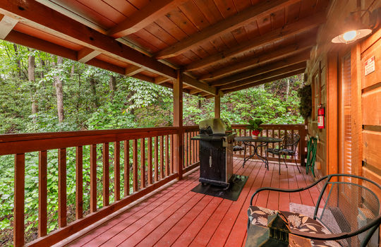 1823 laurel valley way-27