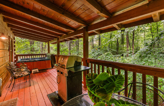 1823 laurel valley way-28