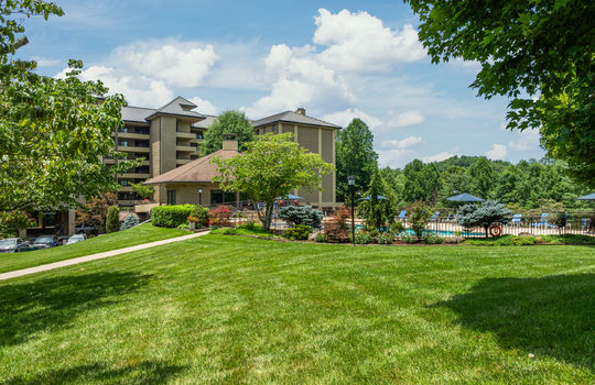 1704 hidden hills 108-64
