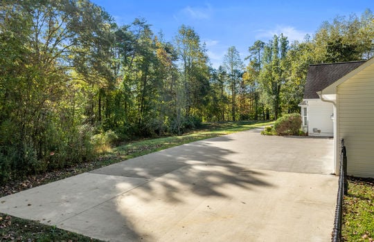 11429 couch mill rd-54