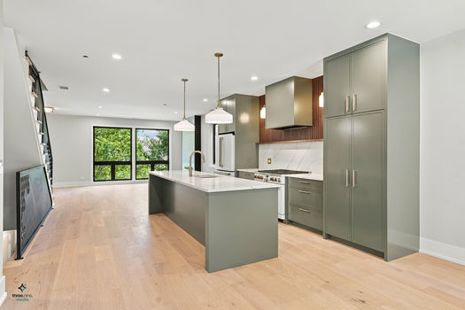 014-3116-N-Western-Ave-Unit-2