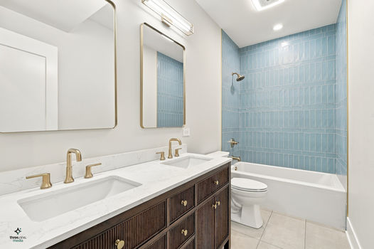 028-3116-N-Western-Ave-Unit-2