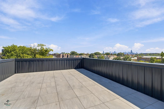 033-3116-N-Western-Ave-Unit-2
