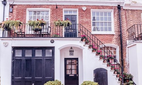 Estate Sale Company vs. Real Estate Broker: Who &hellip;