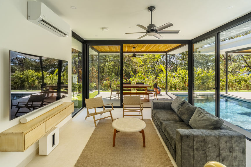 GH living to exterior